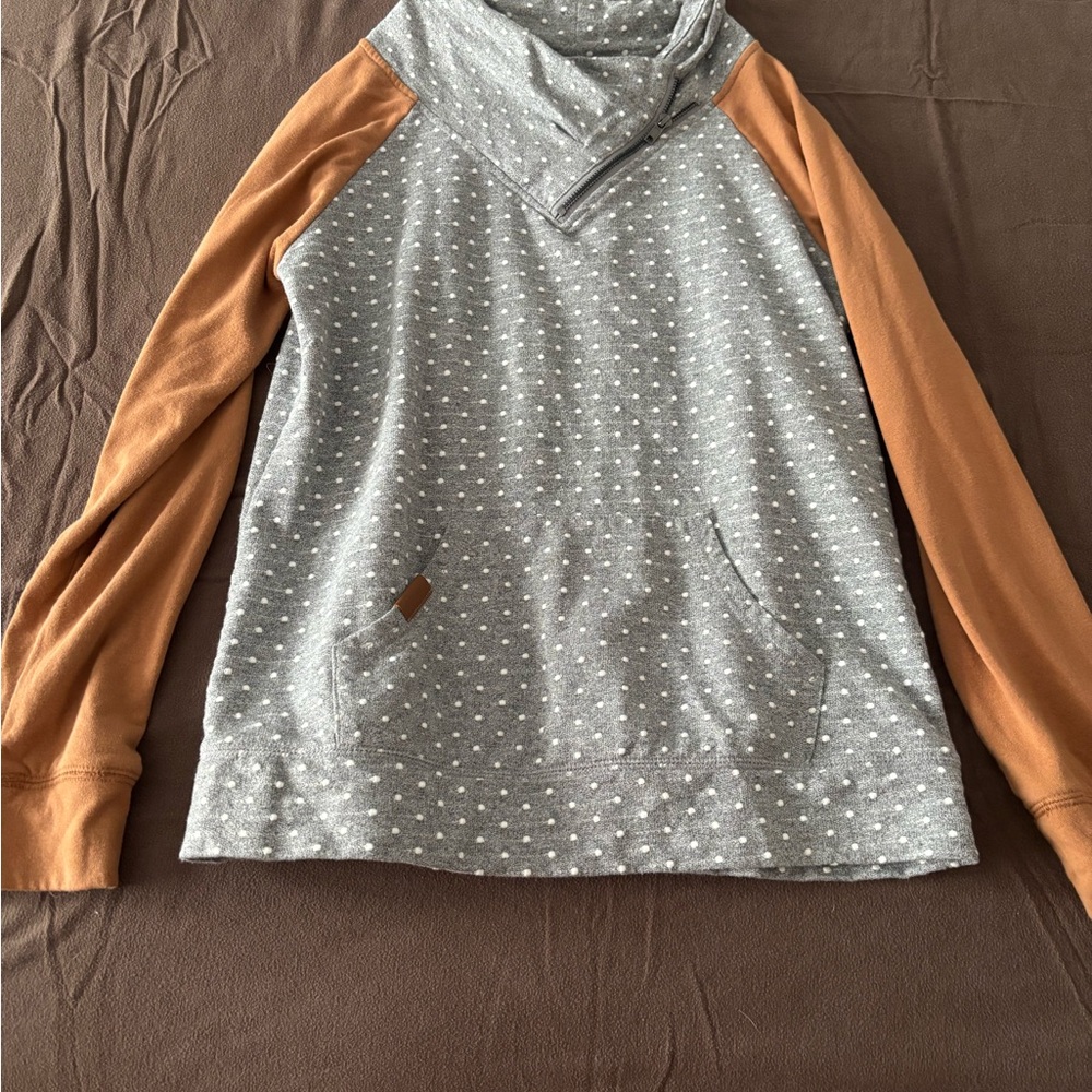 Maurices Gray and White Polka Dot Top